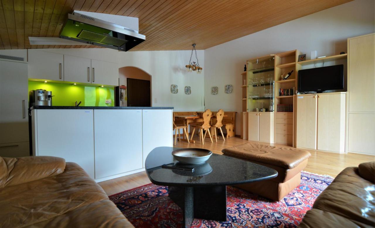 Apartamento Tgesa Zundregn Savognin Exterior foto